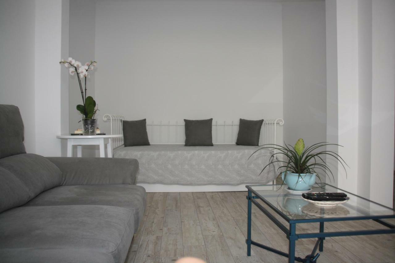 House Of Orchids With Patio Apartment Vila Real de Santo António Exterior photo